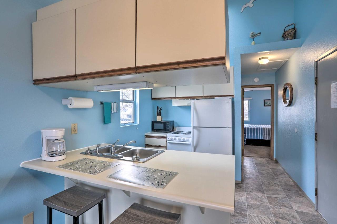 Condo With Balcony, Dock And Access To Lake Erie Sand Beach Екстер'єр фото