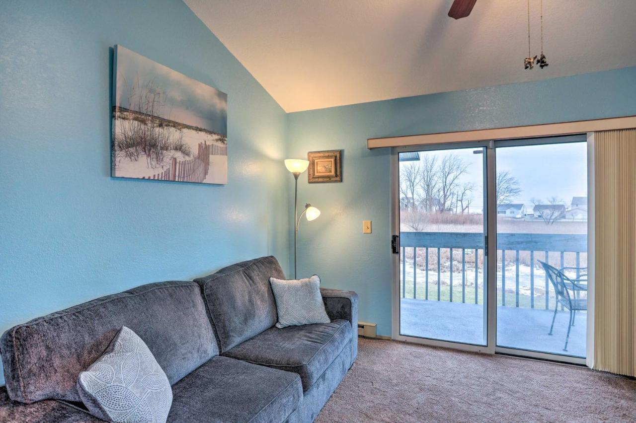 Condo With Balcony, Dock And Access To Lake Erie Sand Beach Екстер'єр фото
